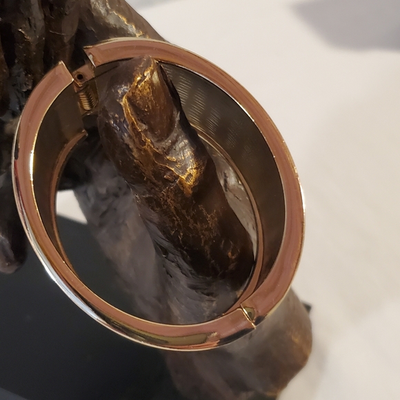 Snake Pattern Cuff Bracelet‎ - Picture 2 of 2